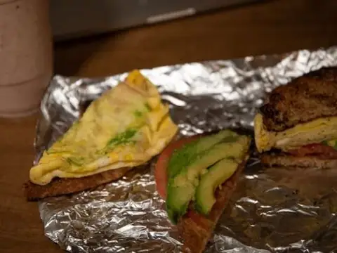 Sunset Bagels Cafe & Grill in Brooklyn, NY