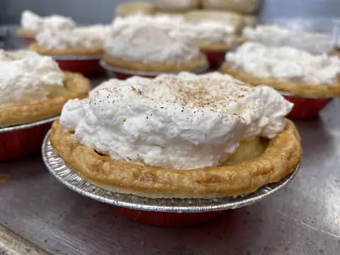 Mamma Toledo's The Pie Hole