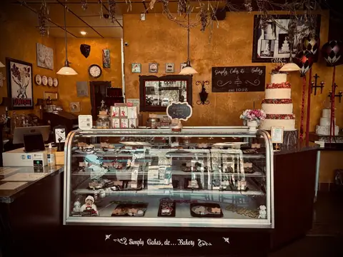 Simply Wedding and Birthday Cakes Bakery