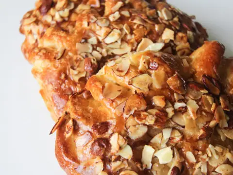 Rossmoor Pastries in Signal Hill, CA