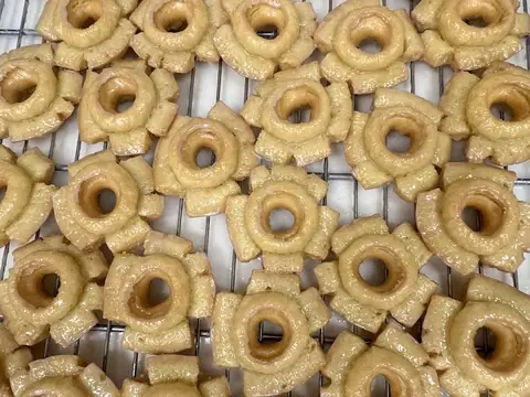 Baker's Dozen Donuts & Coffee in Sierra Vista, AZ