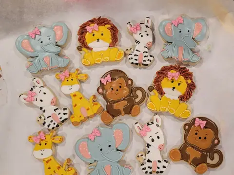 Spider Monkey's Bake Shoppe in Farmington, MN