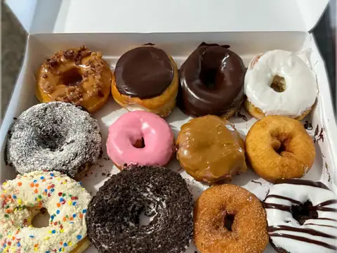 Airport Donuts