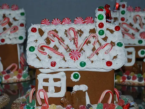 Cakes Extraordinaire in Portland, ME