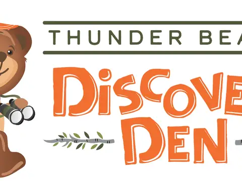 Thunder Bear's Discovery Den