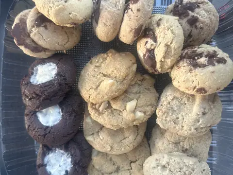 In the black cookie co