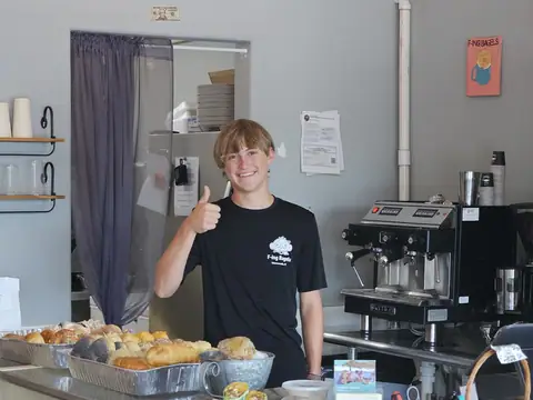 F-ing Bagels