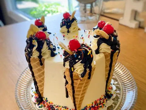 Life is Sweet Bakery