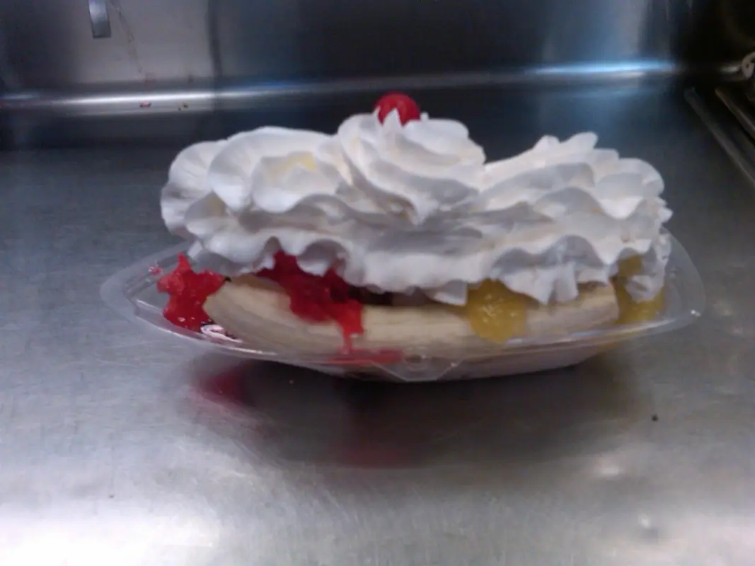 Del's Custard & Yogurt in Sewell, NJ