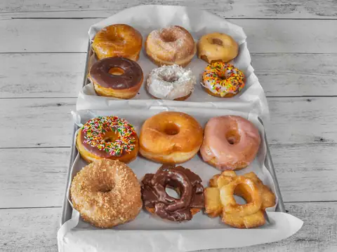 Lloyd's Donut Kitchen