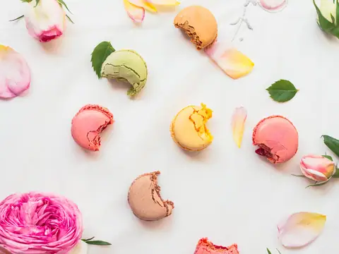 Madame Macaron Mke