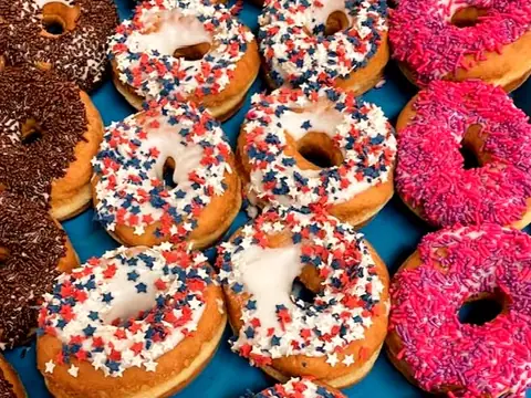 Linda's Hometown Bakery in Canonsburg, PA