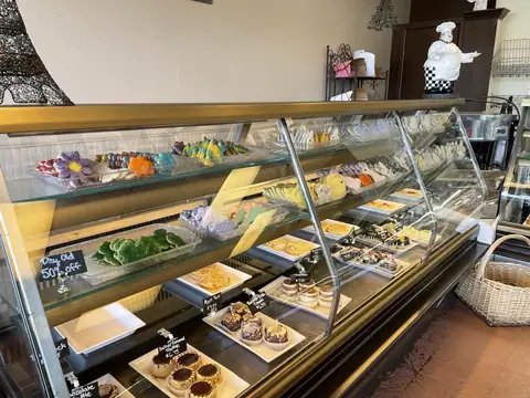 La Patisserie Francaise