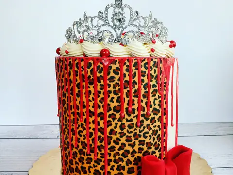 TheCuppiecakesQueen