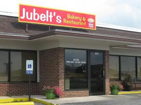 Jubelt's Bakery and Restaurant in Litchfield, IL