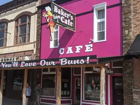 Baker's Bakery & Cafe in Custer, SD