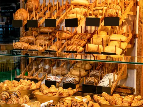 Helmuth Country Bakery