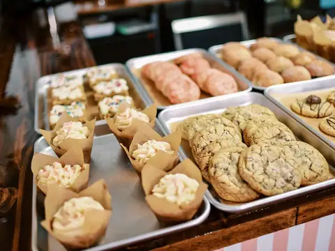 Heart & Whisk Bakery