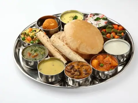Charminar Desi Adda