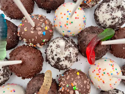 The Cake Pop Kitchen