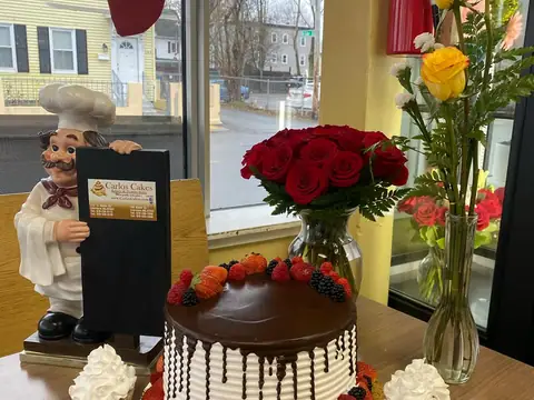 Carlos Cakes in Lawrence, MA