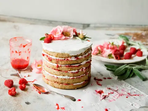 Sweet Laurel: Cake, Coffee + Tea