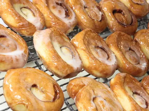 Schuler's Bakery