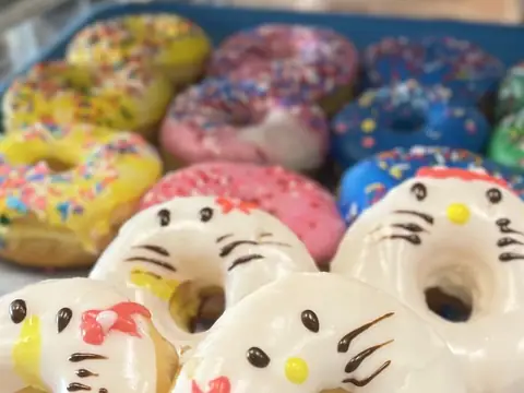 Baker's Dozen Donuts & Coffee in Sierra Vista, AZ
