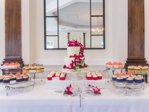 Petit Four Cakes