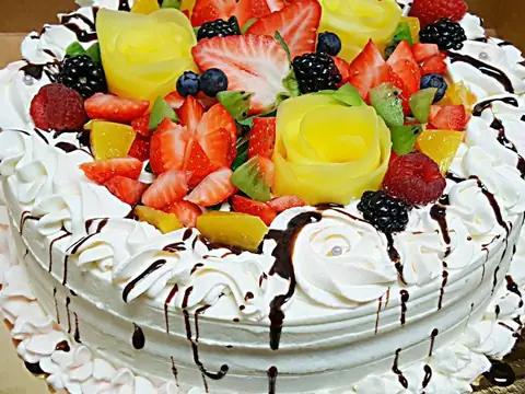 Pajai Fruit Arrangements and Bakery