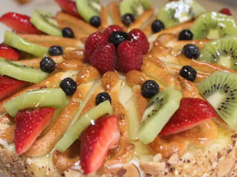 Au Peche Mignon French Pastry Shop