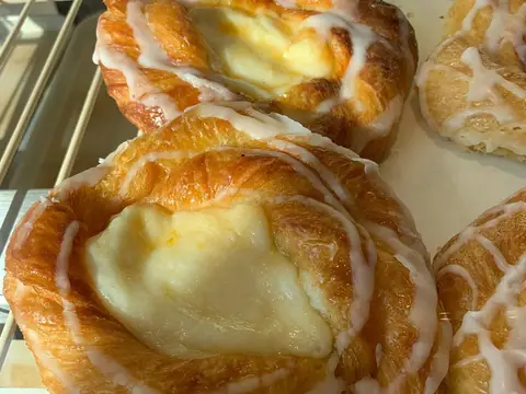 Busy Bee's Bagel Bakery