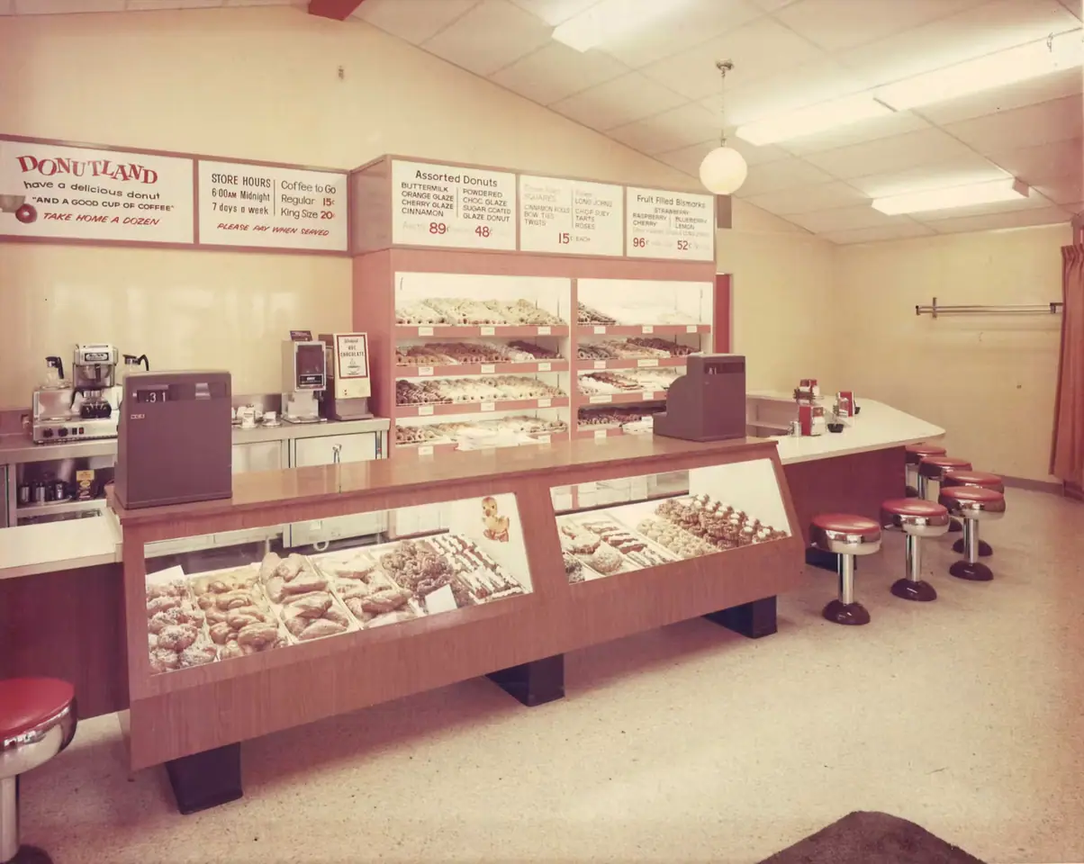 Donutland in Cedar Rapids, IA