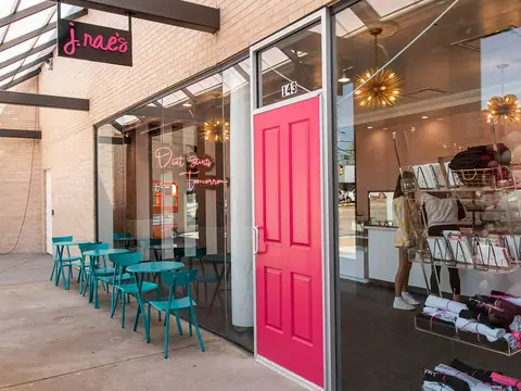 J.Rae's