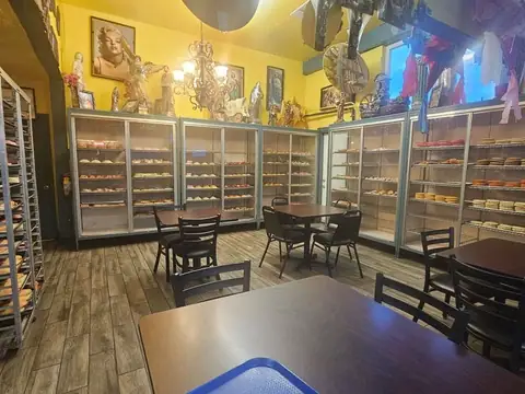 Cristal Bakery