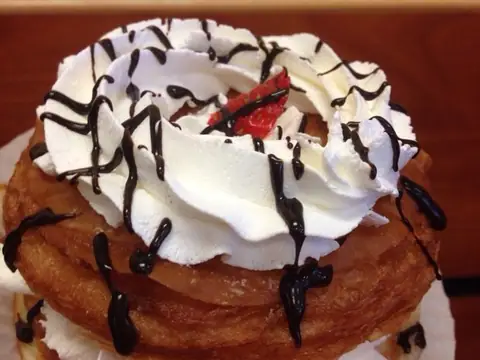 Golden Donuts in Elk Grove, CA