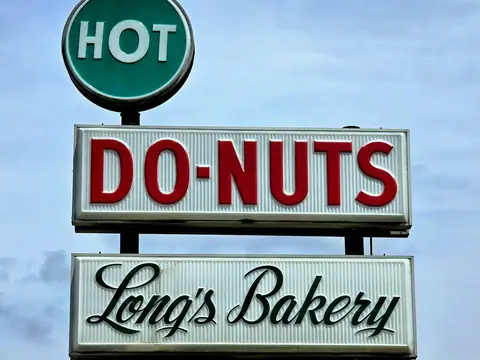 Long's Bakery in Indianapolis, IN