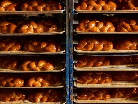 Zaro's Family Bakery