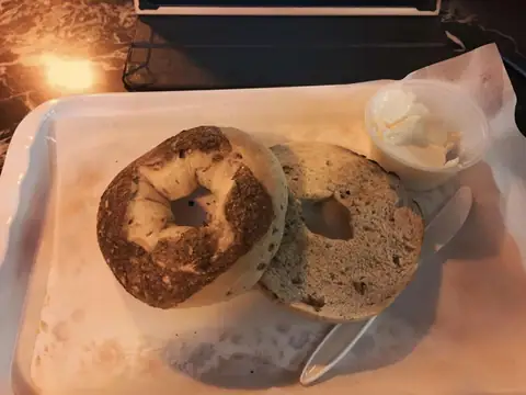 5th Ave Bagelry