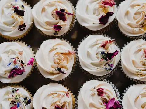 Indulge Fine Pastries & Cakes