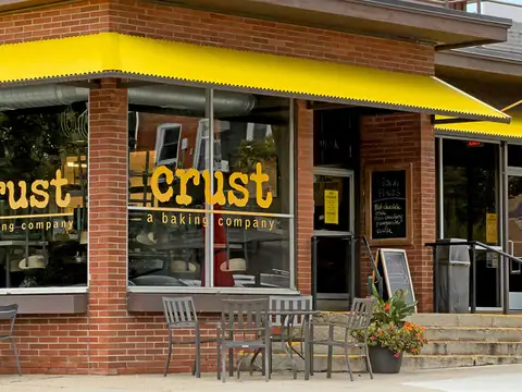Crust - a baking company