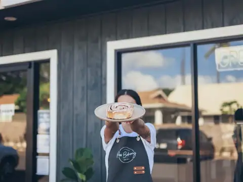 Pau Bakery in Lahaina, HI