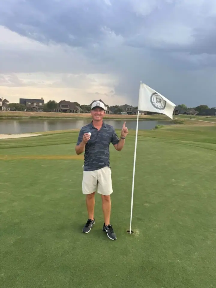 Hole In One Donuts in Tampa, FL