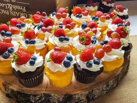 Francesco's Italian Bakery