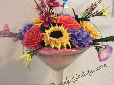 BB's Unique Cupcake Boutique and Custom Cakes in Cape Coral, FL