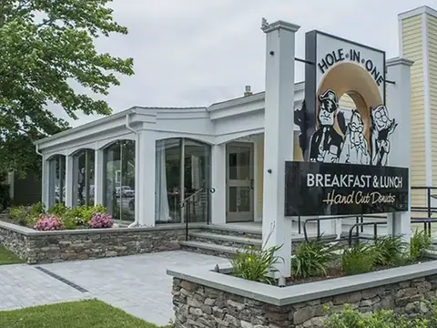 Hole in One Breakfast and Lunch