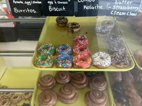 Dawn Donuts