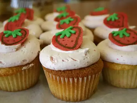 V G's Bakery in Farragut, TN
