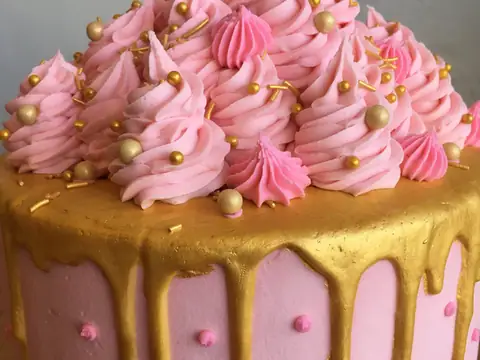 Dulce Vegan Bakery & Cafe in Atlanta, GA