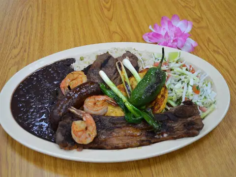 Xelapan Restaurant-Cafeteria-Panaderia in Doraville, GA